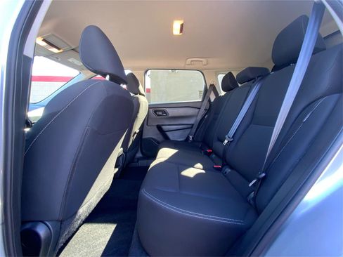 Used 2024 Nissan Rogue S image 11