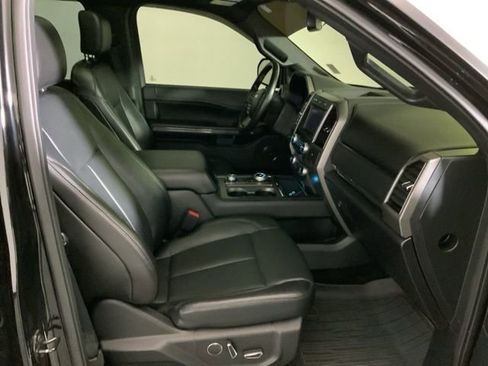 Used 2018 Ford Expedition XLT w/ Equipment Group 202A image 34