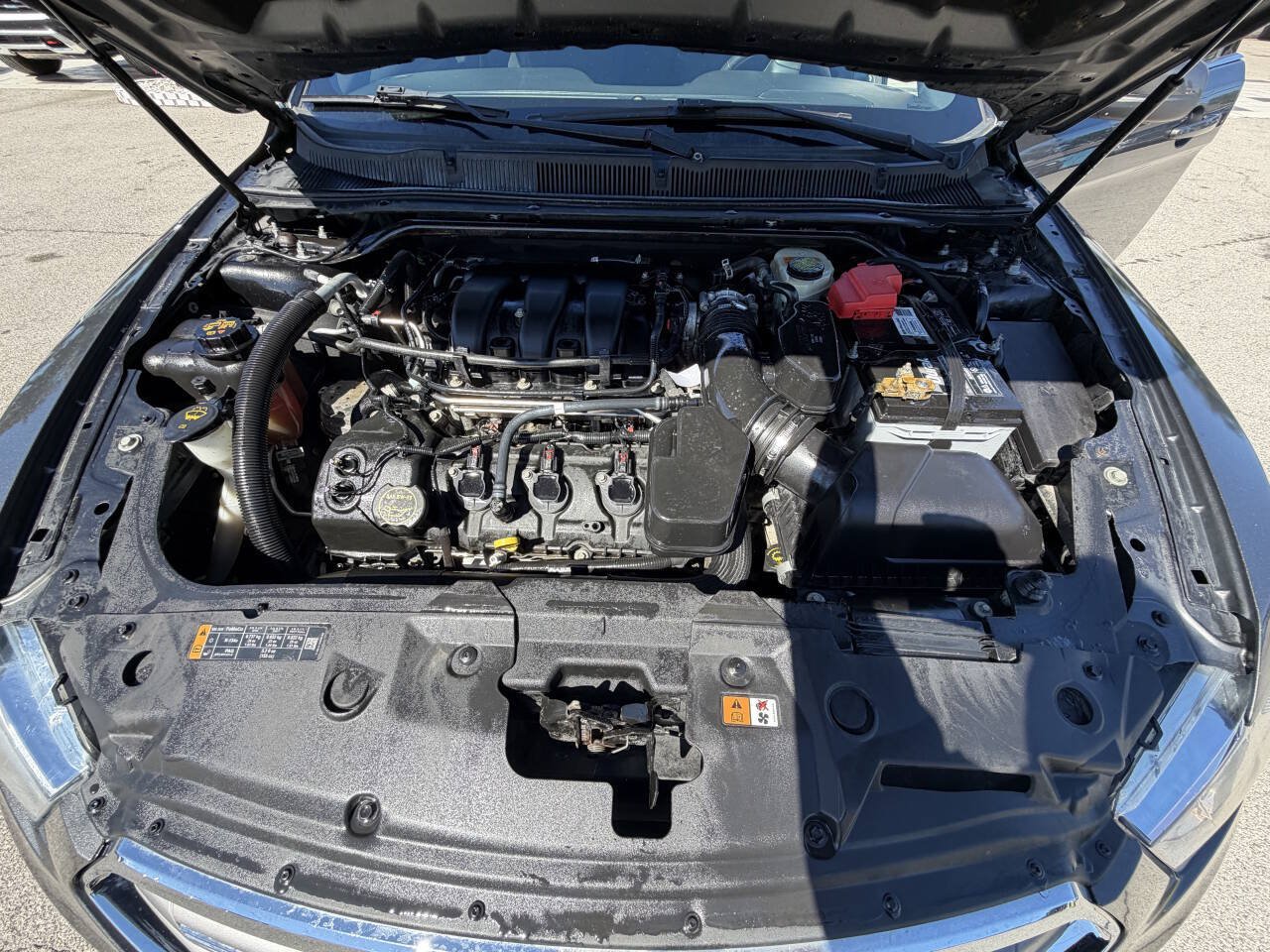 Used 2016 Ford Taurus SEL w/ Equipment Group 201A FWD image 10