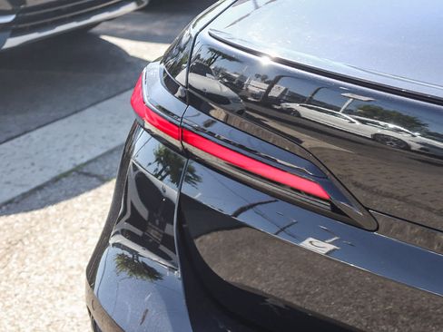 Certified 2023 BMW 740i 740i image 7