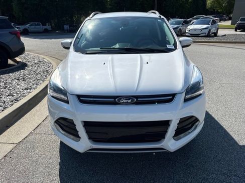 Used 2015 Ford Escape Titanium w/ Equipment Group 301A FWD image 3