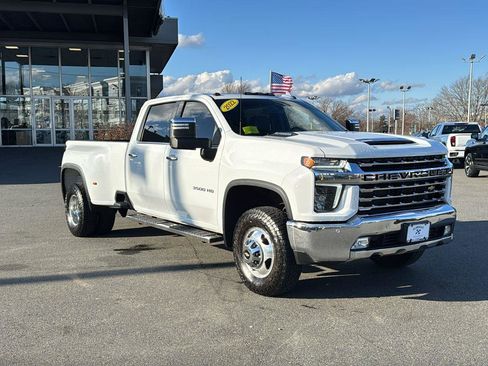 Used 2022 Chevrolet Silverado 3500 LTZ w/ LTZ Plus Package image 11