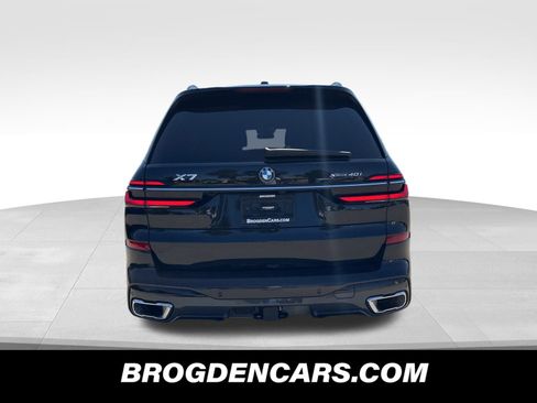 Used 2024 BMW X7 xDrive40i w/ M Sport Package image 4
