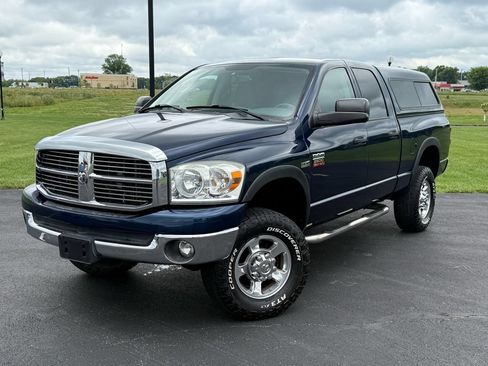 Used 2009 Dodge Ram 2500 Truck SLT w/ Popular Equipment Group AWD/4WD image 1