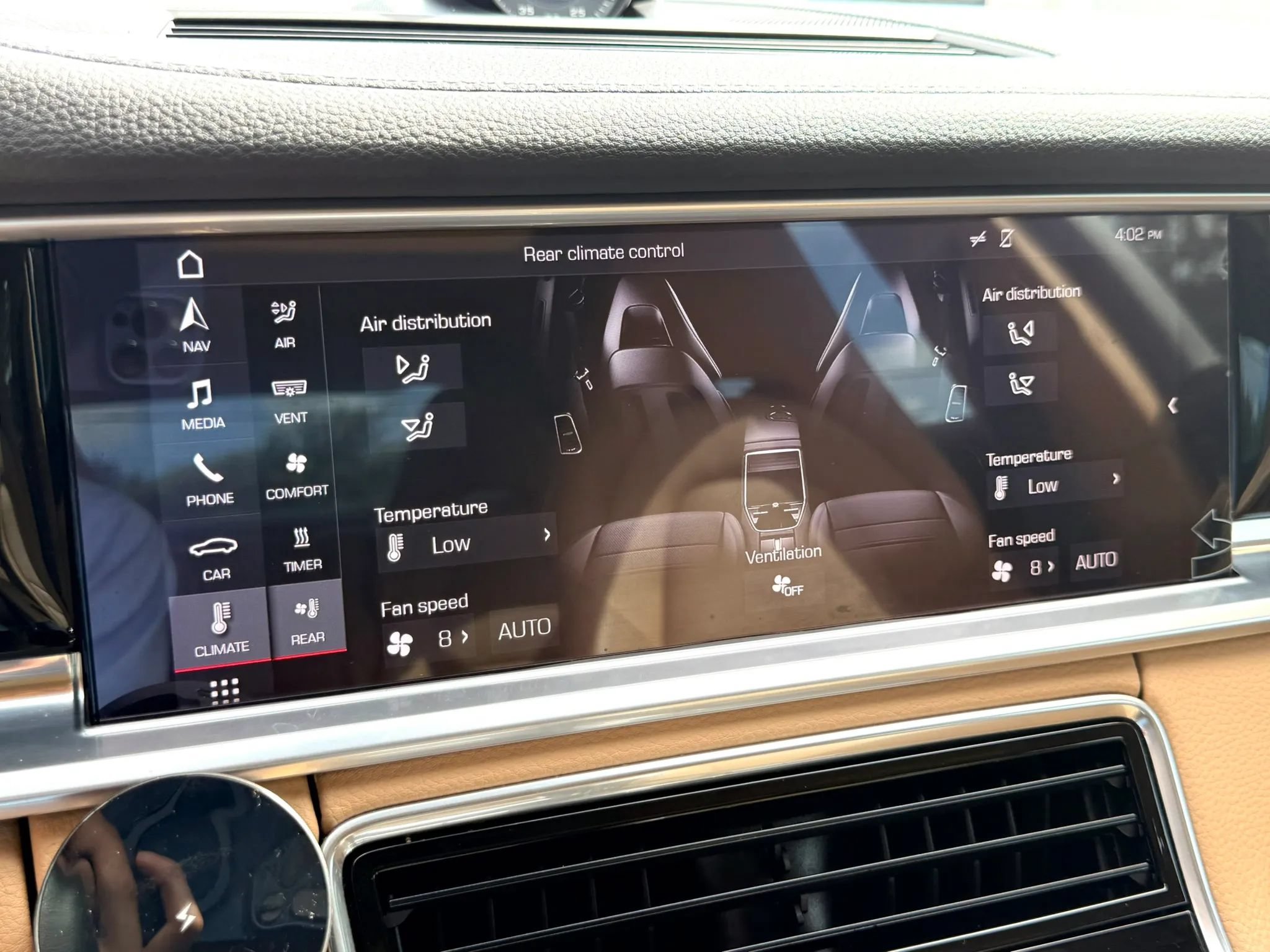 Used 2018 Porsche Panamera 4 AWD/4WD image 26