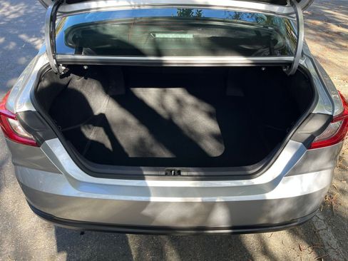 Used 2025 Toyota Camry LE image 30