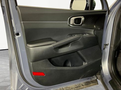 Used 2024 Kia Sorento S w/ Panoramic Sunroof Package FWD image 20
