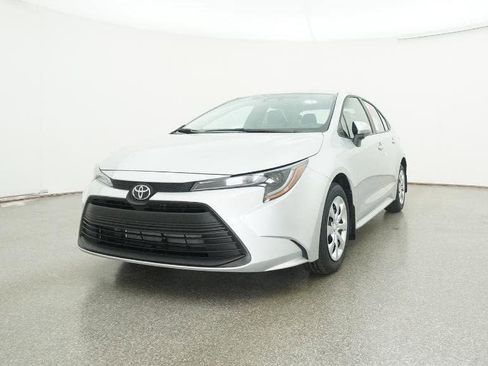 New 2026 Toyota Corolla LE image 32