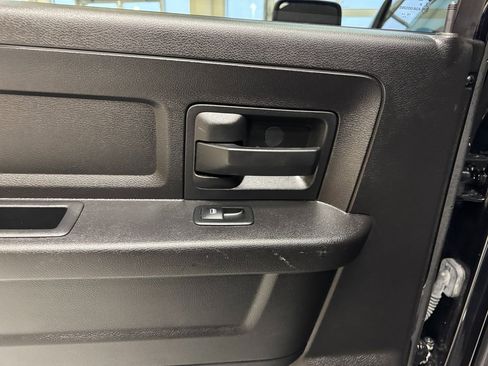 Used 2015 RAM 1500 Express image 41