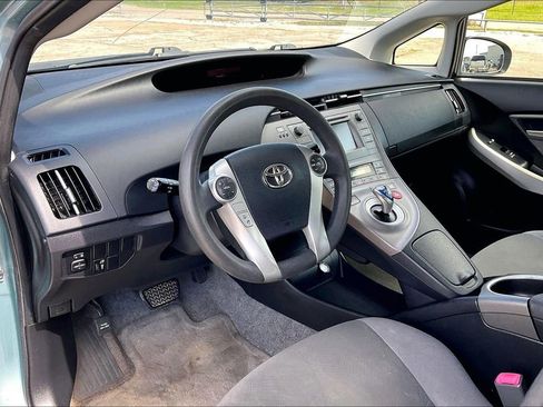 Used 2012 Toyota Prius Two FWD image 13