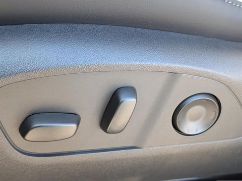 New 2026 Buick Enclave Preferred w/ Power Package AWD/4WD image 19