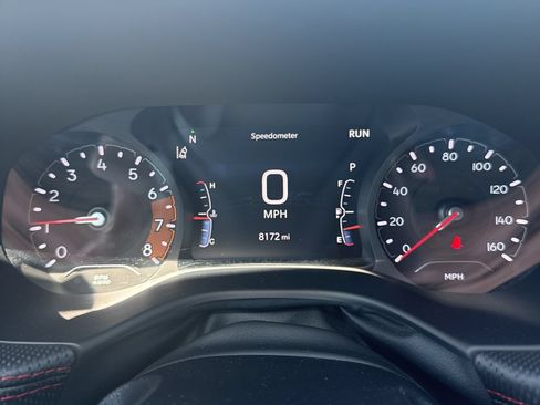 Used 2024 Jeep Compass Trailhawk AWD/4WD image 17