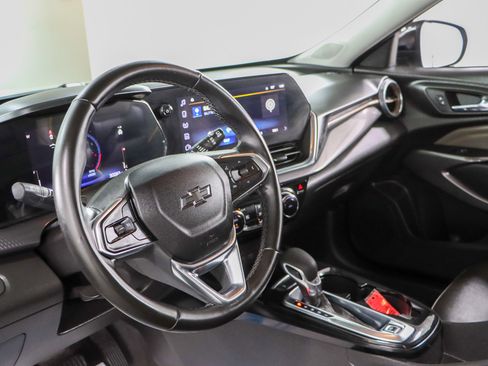 Used 2025 Chevrolet Trax ACTIV w/ Driver Confidence Package image 22