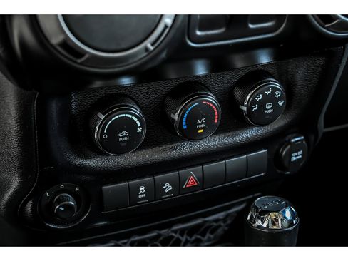 Used 2016 Jeep Wrangler Sport w/ Quick Order Package 24S AWD/4WD image 20
