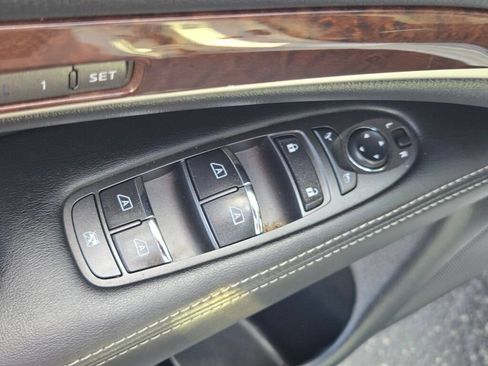 Used 2019 INFINITI QX60 Luxe w/ Sensory Package AWD/4WD image 25