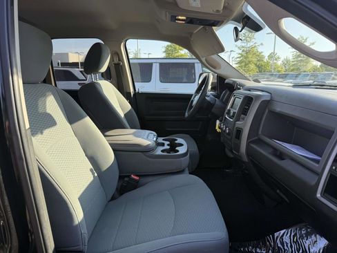 Used 2019 RAM 1500 Express w/ Express Value Package AWD/4WD image 15