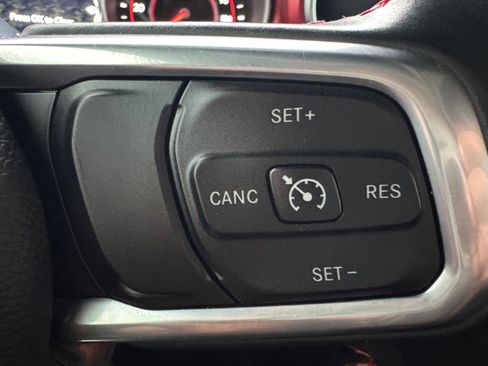 Used 2021 Jeep Gladiator Rubicon image 16