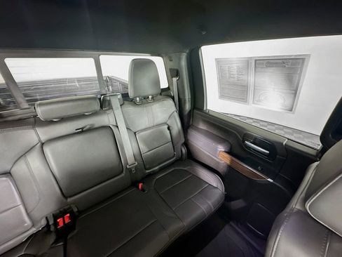 Used 2022 Chevrolet Silverado 2500 High Country image 14