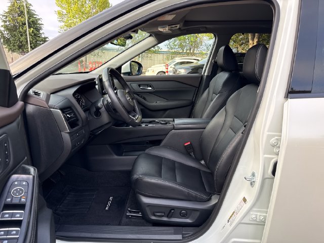 Used 2023 Nissan Rogue SL w/ SL Premium Package AWD/4WD image 14