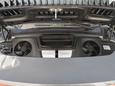 Used 2017 Porsche 911 Carrera 4S image 38