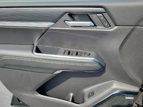 New 2026 GMC Acadia Elevation w/ Elevation Premium Package image 25