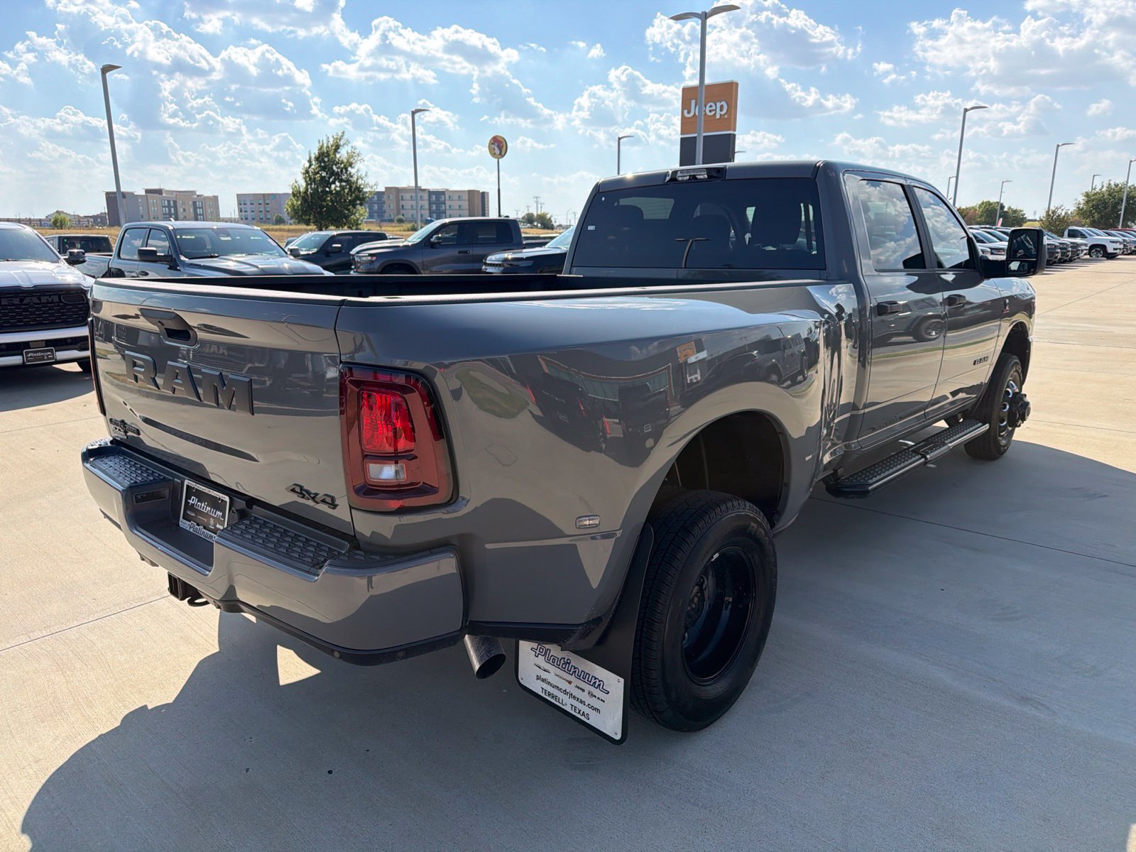 New 2027 RAM 3500 Big Horn AWD/4WD image 5