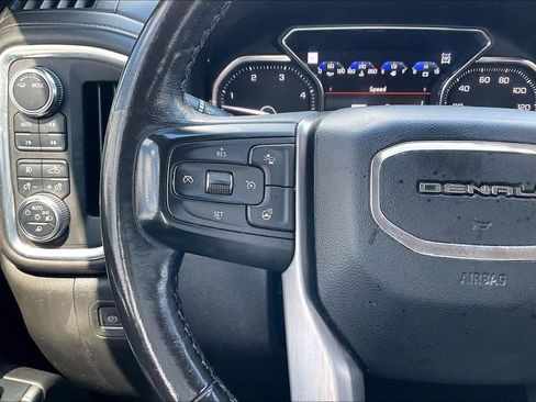 Used 2022 GMC Sierra 2500 Denali w/ Denali Ultimate Package image 10