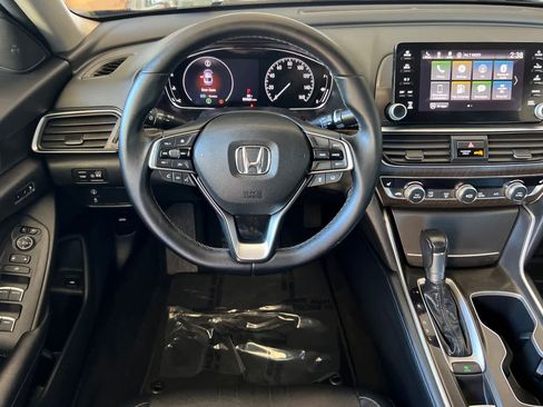 Used 2018 Honda Accord EX-L image 15