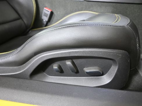 Used 2016 Chevrolet Corvette Stingray Coupe w/ 3LT Preferred Equipment Group image 16