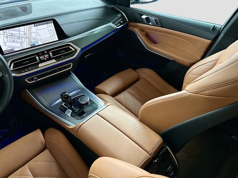 Used 2023 BMW X5 sDrive40i w/ Parking Assistance Package image 24