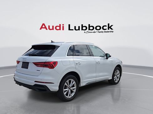 Certified 2025 Audi Q3 2.0T Premium AWD/4WD image 8