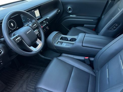 Used 2026 Hyundai Palisade Calligraphy image 9