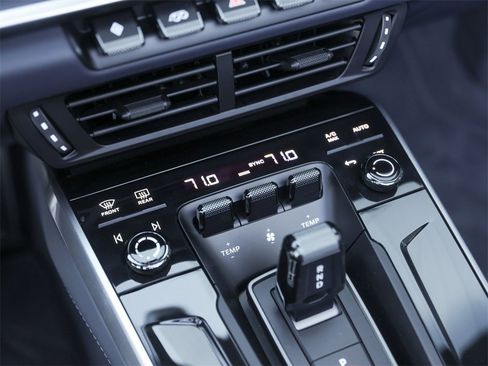 Certified 2025 Porsche 911 Carrera S image 31