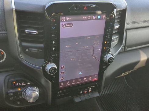 Used 2025 RAM 1500 Laramie AWD/4WD image 19