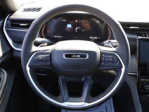 New 2026 Jeep Grand Cherokee Laredo AWD/4WD image 20