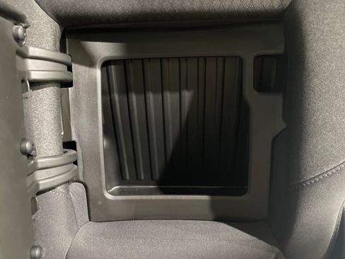 Used 2022 GMC Sierra 1500 Elevation AWD/4WD image 13