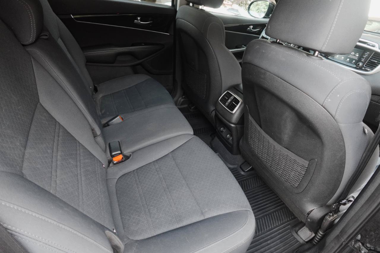 Used 2019 Kia Sorento FWD w/ LX Convenience Package image 10