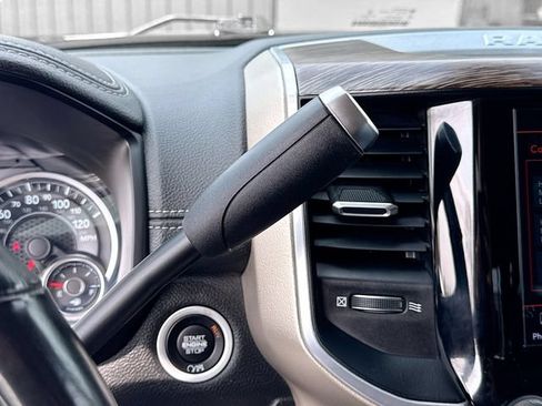 Used 2020 RAM 3500 Laramie AWD/4WD image 18