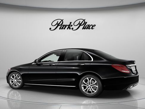 Used 2017 Mercedes-Benz C 300 Sedan image 9