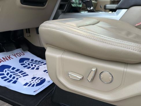 Used 2018 Ford F150 Lariat w/ Equipment Group 502A Luxury image 10