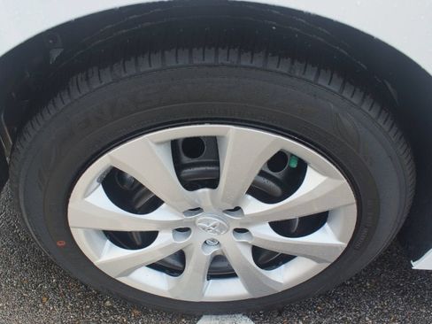 Used 2026 Toyota Corolla LE FWD image 24
