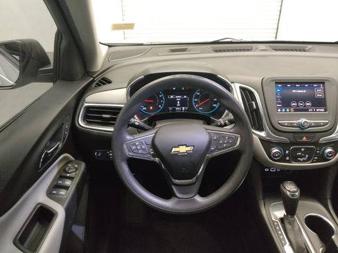 Used 2021 Chevrolet Equinox LS w/ LS Convenience Package FWD image 22