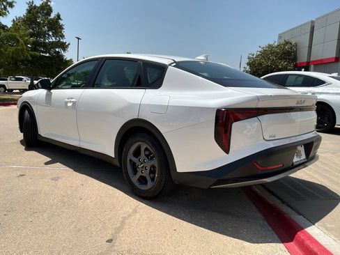 Used 2025 Kia K4 FWD image 8
