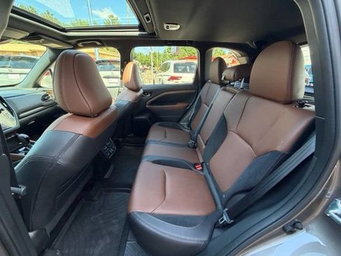 Used 2025 Subaru Forester Touring AWD/4WD image 15