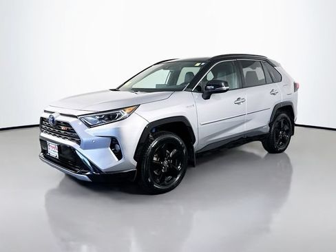 Certified 2021 Toyota RAV4 XSE AWD/4WD image 2