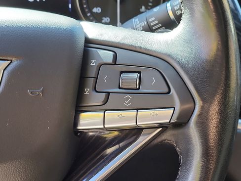 Used 2020 Cadillac XT6 Premium Luxury image 23