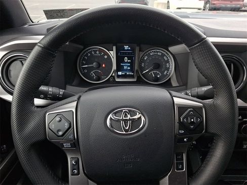 Used 2023 Toyota Tacoma Limited image 19