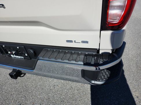New 2026 GMC Sierra 1500 SLE AWD/4WD image 4