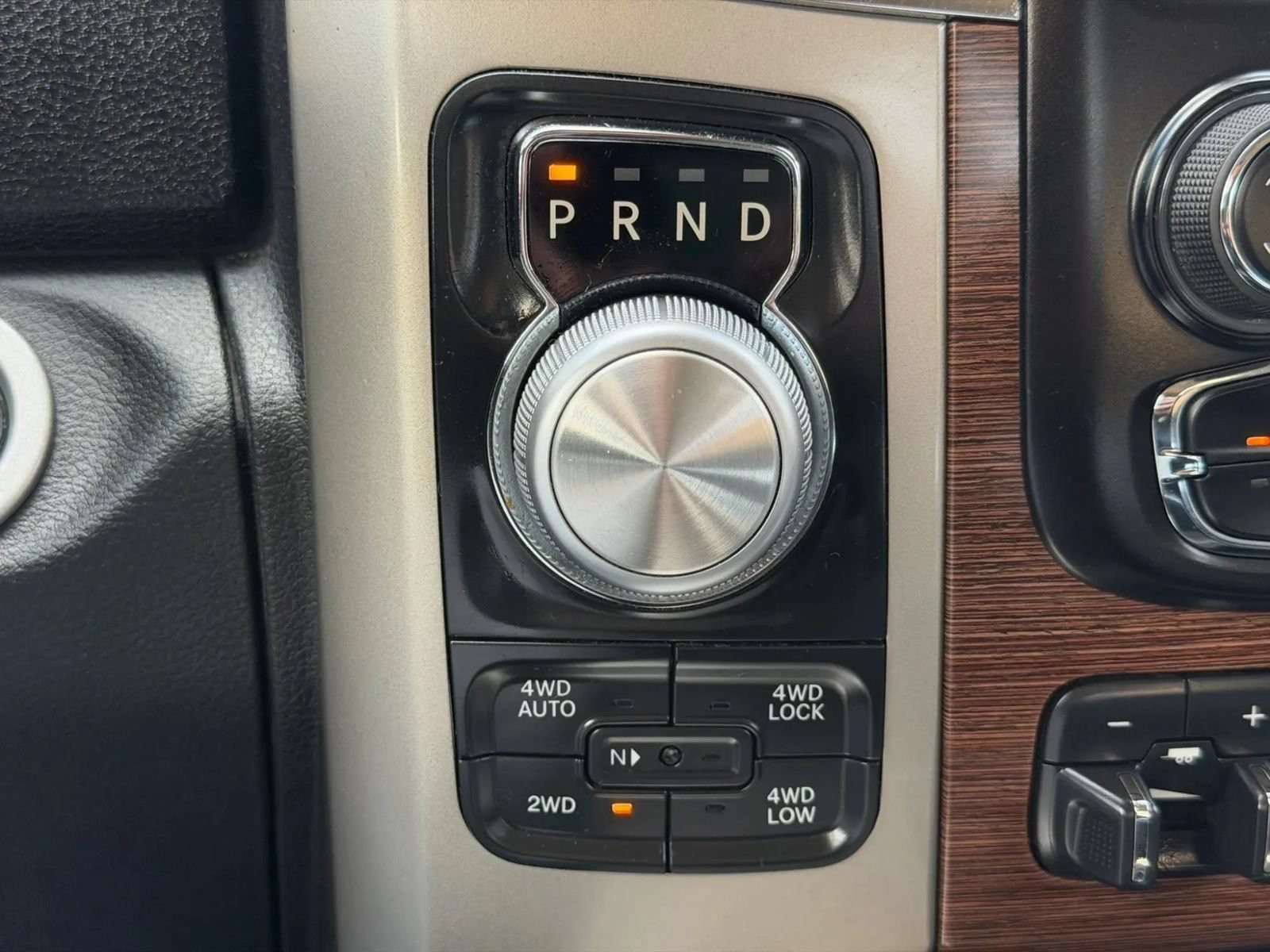 Used 2016 RAM 1500 Laramie w/ Convenience Group AWD/4WD image 19