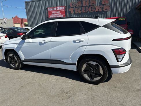 Used 2025 Hyundai Kona SEL FWD image 10